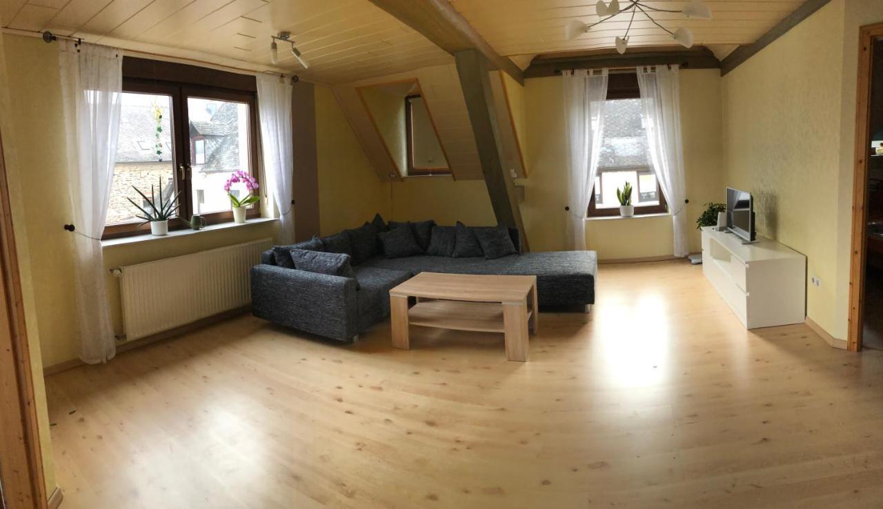 Neef Ferienhaus Treis מראה חיצוני תמונה