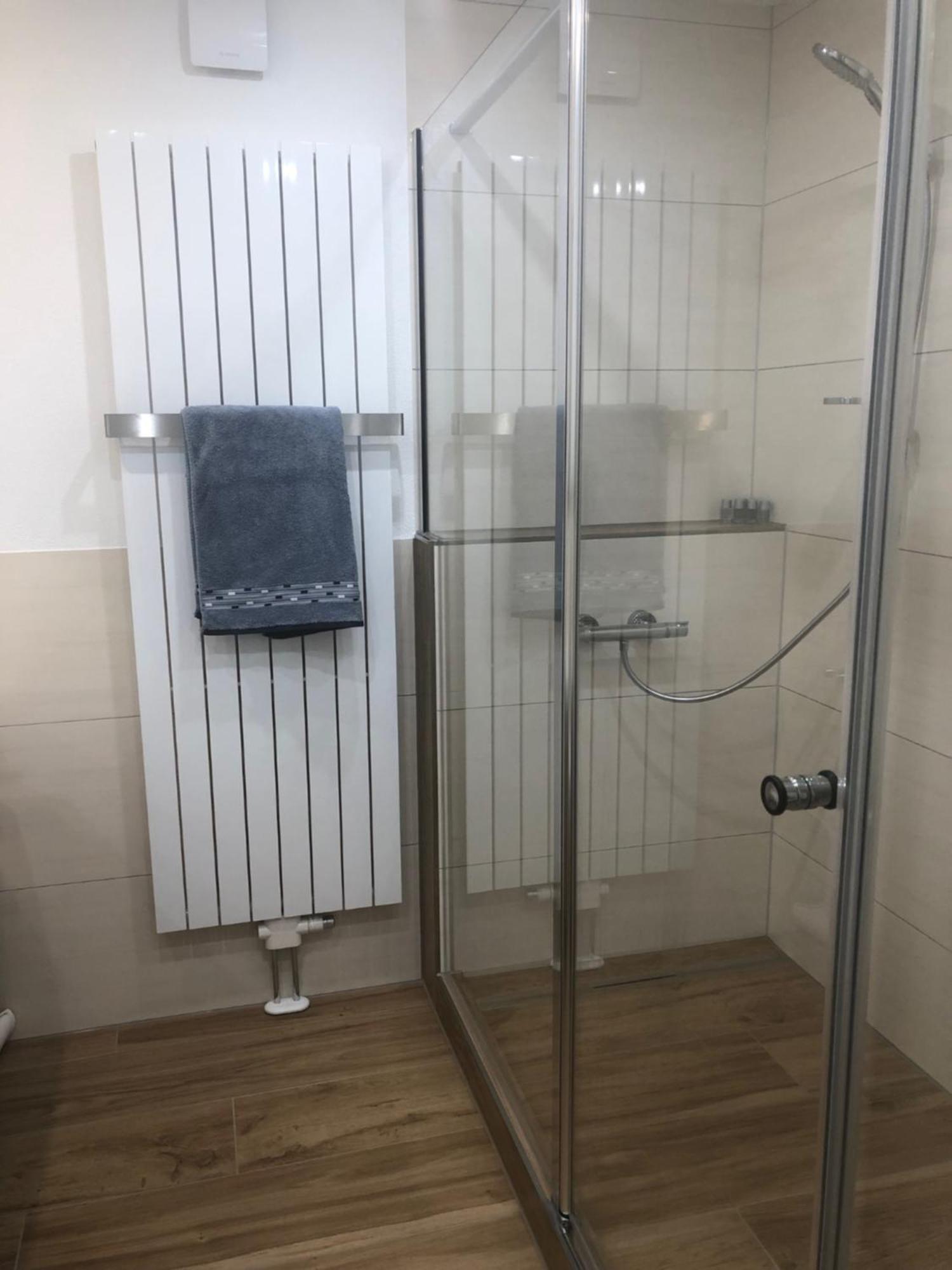 Neef Ferienhaus Treis מראה חיצוני תמונה